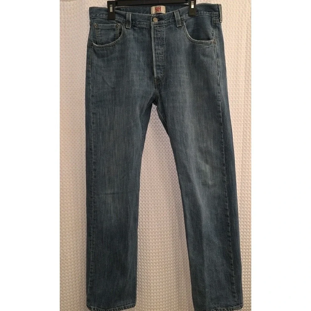 Levis 501‎ Jeans Mens 36x34 Mid Rise Straight Leg Button Medium Wash Denim Blue